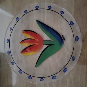 Kosta Boda Tulipa 1991 Ulrika Hydman-Vallien Rounded Dish with Red Tulip…